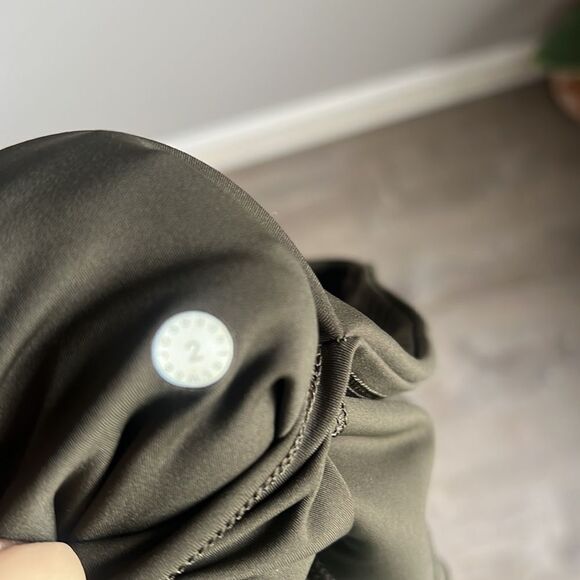 Lululemon 7/8 Tight II *Nulux 25" Dark Olive - Picture 12 of 12